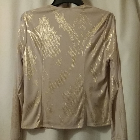 Blouse. - Picture 3 of 3